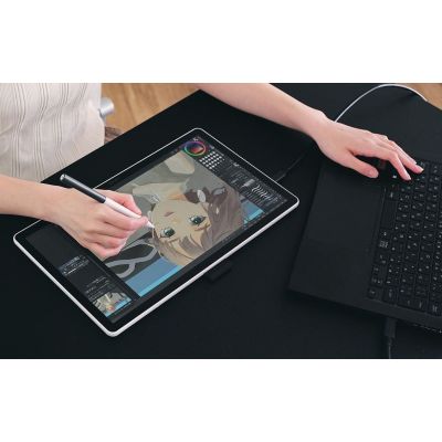 6. Wacom One 14 Grafiktablett – Bildschirmgrafiktablett mit Wacom One Standard Pen und USB-C-Kabel