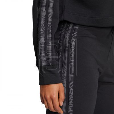6. adidas Essentials French Terry Hoodie mit 3-Streifen-Print W JC6244