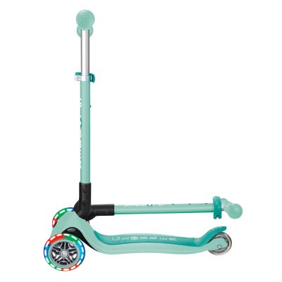 10. Globber Primo Faltbare Lichter Jr Scooter 432-206-3