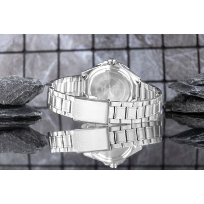 14. Herrenuhr CASIO MDV-10D-1A1VEF + Box