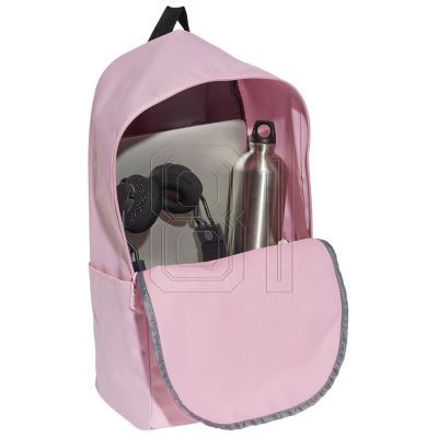 4. Adidas Classic Day IS7067 Rucksack