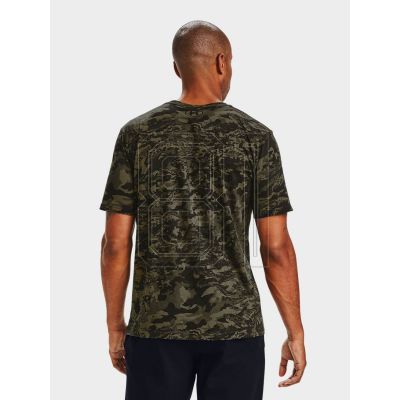 11. Under Armour T-Shirt M 1357727-001