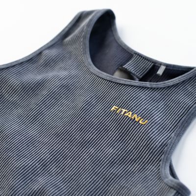 3. Ärmelloses, nahtloses Damen-Top