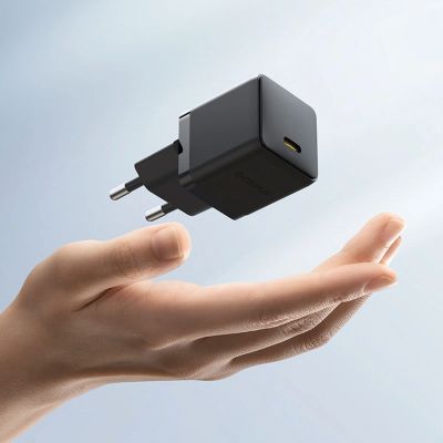 10. Baseus Palm 30W Wandladegerät mit 60W USB-C Kabel (1 m) – Schwarz