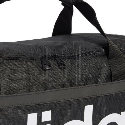 5. Adidas Linear Duffel M HT4743 Tasche