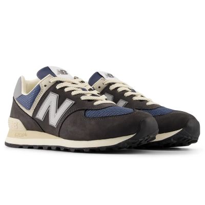 2. New Balance U574 schwarze Lifestyle Unisex-Sneaker (U574SGG)