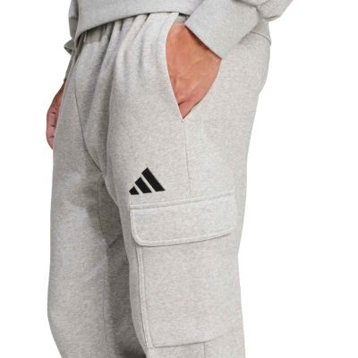5. adidas Essentials Feelcozy Cargo Herrenhose Hellgrau JE3823