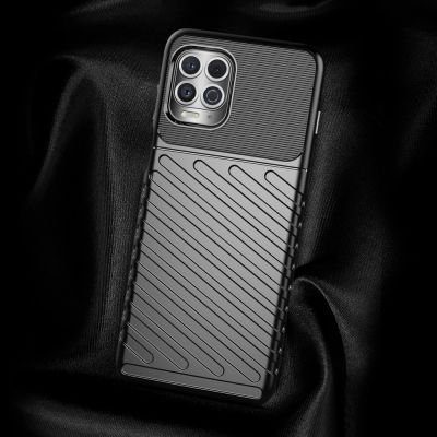 4. Thunder Case Flexibel Robuste Panzer Handyhülle TPU Schutzhülle für Motorola Moto G100 / Edge S schwarz
