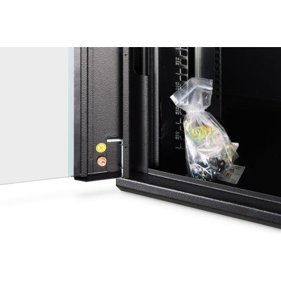 26. DYNAmic 19" 9HE Wand-Netzwerkschrank 600x450 mm, Glastür, schwarz, ungeteilt, montiert, 60 kg