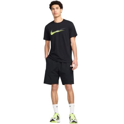4. Nike Sportswear Herren-T-Shirt Schwarz HQ8092 010