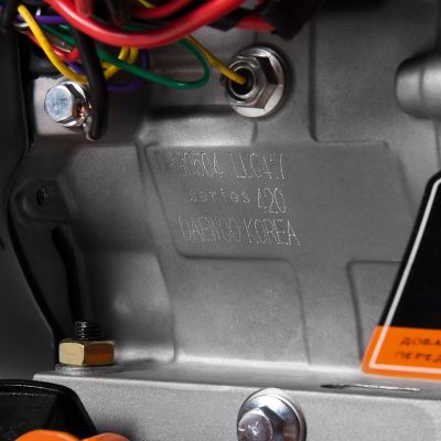 4. Daewoo GDA 7500DPE-3 Generator 6000 W 30 l Benzin Orange, Schwarz