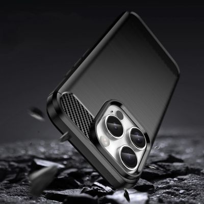 4. Carbon Case Silikonhülle für iPhone 16 Pro Max - Schwarz