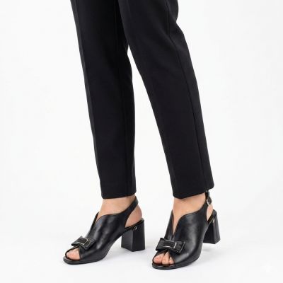 5. Schwarze Jezzi RMR25112-3 Sandalen mit Blockabsatz und Schleife für Damen