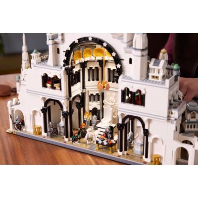20. LEGO Icons 11377 - Der Herr der Ringe: Minas Tirith