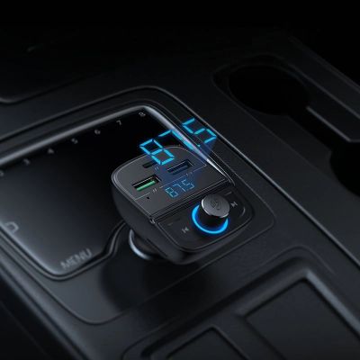 7. Ugreen FM Transmitter Bluetooth 5.0 MP3 Autoladegerät 3x USB TF Micro SD 4.8 A schwarz (CD229)