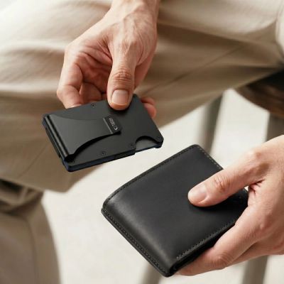 6. Tech-Protect Thorn RFID-Geldbörse – Schwarz