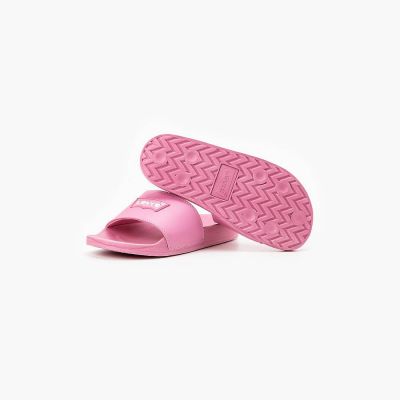 3. Levi's June Batwing Patch W Flip-Flops D78940003