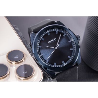 2. HUGO Bright Herrenuhr 1530352 + Box