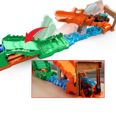 4. Hot Wheels Monster Trucks JJN45 Spielzeugauto