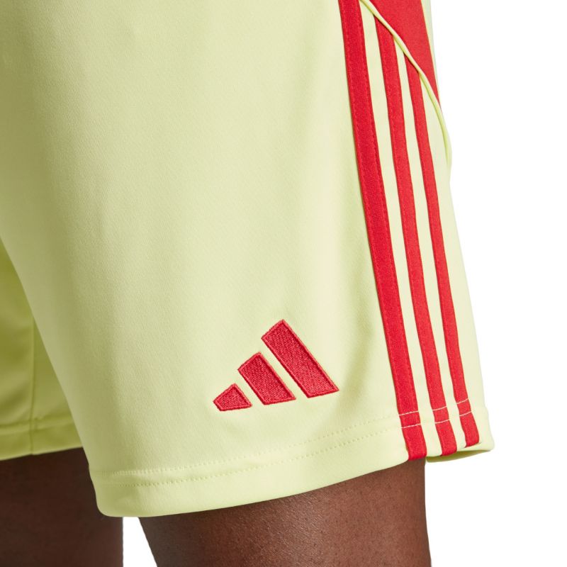 5. Herren adidas Tiro 24 Shorts gelb und rot JI6090