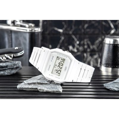 6. CASIO Unisex-Uhr F-91WB-7AEF + Box