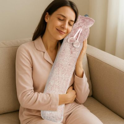 18. GUMMI-WÄRMEFLASCHE MIT ALPINA-HÜLLE 2L ROSA