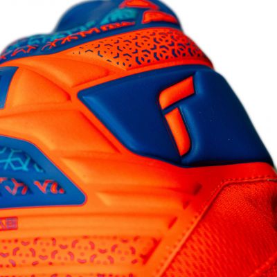 6. Reusch Attrakt Starter Solid Jr 5572514 2290 Torwarthandschuhe