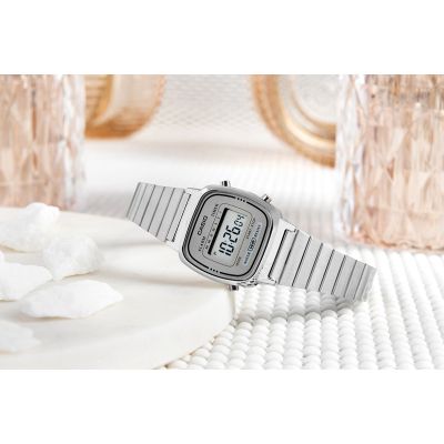 6. Damenuhr CASIO LA670WA-7DF + BOX