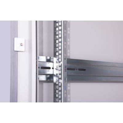 7. Digitus Unique Netzwerkschrank - 600x1000 mm (BxT)