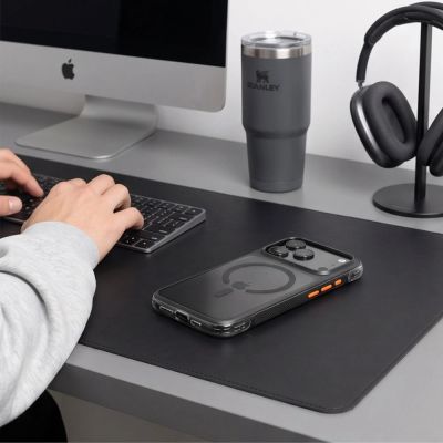 9. Tech-Protect MagAir MagSafe CC Hülle für iPhone 18 Pro Max / 17 Pro Max – Mattschwarz