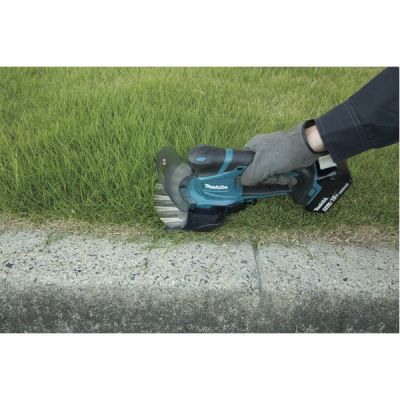 13. MAKITA DUM604ZX Akku-Grasschere
