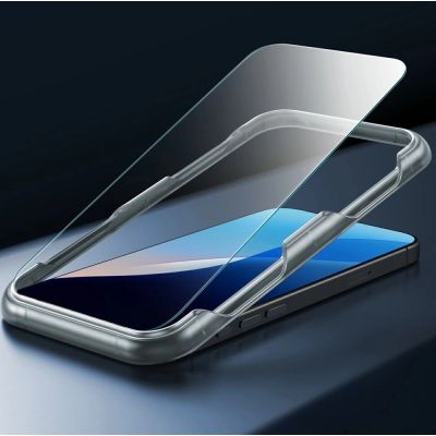 6. ESR Classic Hybrid Halolock MagSafe Hülle + gehärtetes Glas für iPhone 16 – transparent