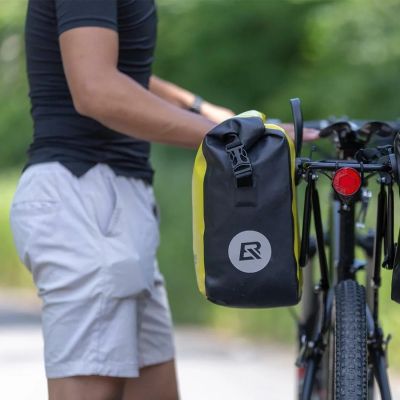 7. Rockbros AS-003-1Y wasserdichte Fahrradtasche mit Schultergurt, Vorder-/Hinterradbefestigung, 10–14 l – gelb