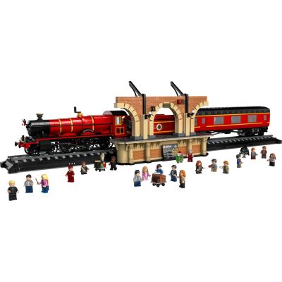 9. LEGO Harry Potter 76405 Hogwarts Express Sammleredition