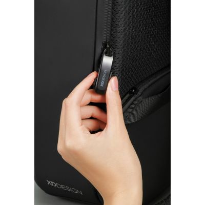 7. XD DESIGN ANTI-DIEBSTAHL-RUCKSACK BOBBY EDGE SCHWARZ P/N: P706.2501